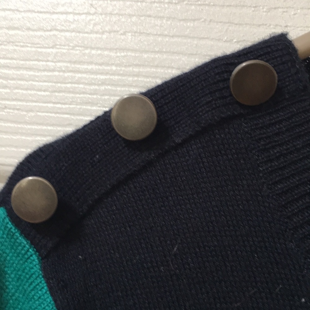 Loft Sweater - Picture 3 of 4